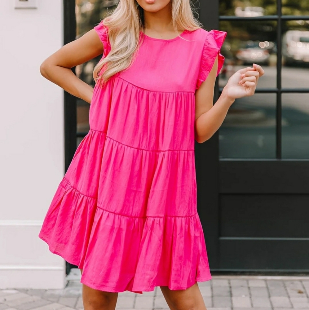 NWT VICI tiered west coast ruffle dress fuschia